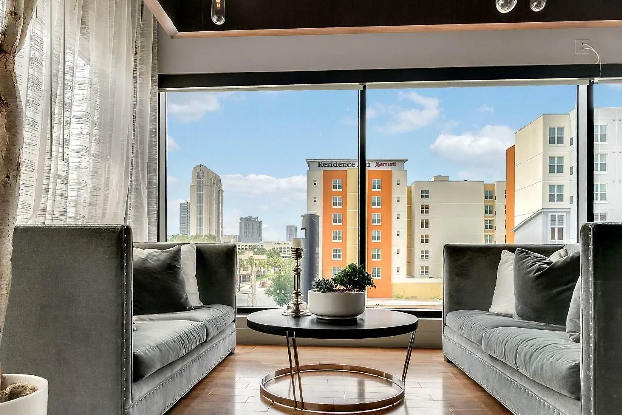 Nuovo - Downtown Orlando Apartment